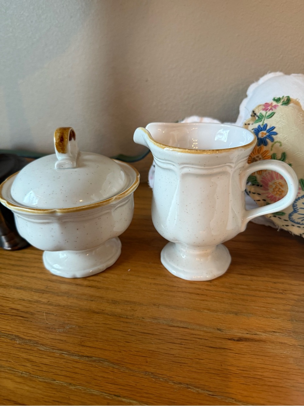 Mikasa White Ceramic Creamer and Sugar Bowl with Gold Trim